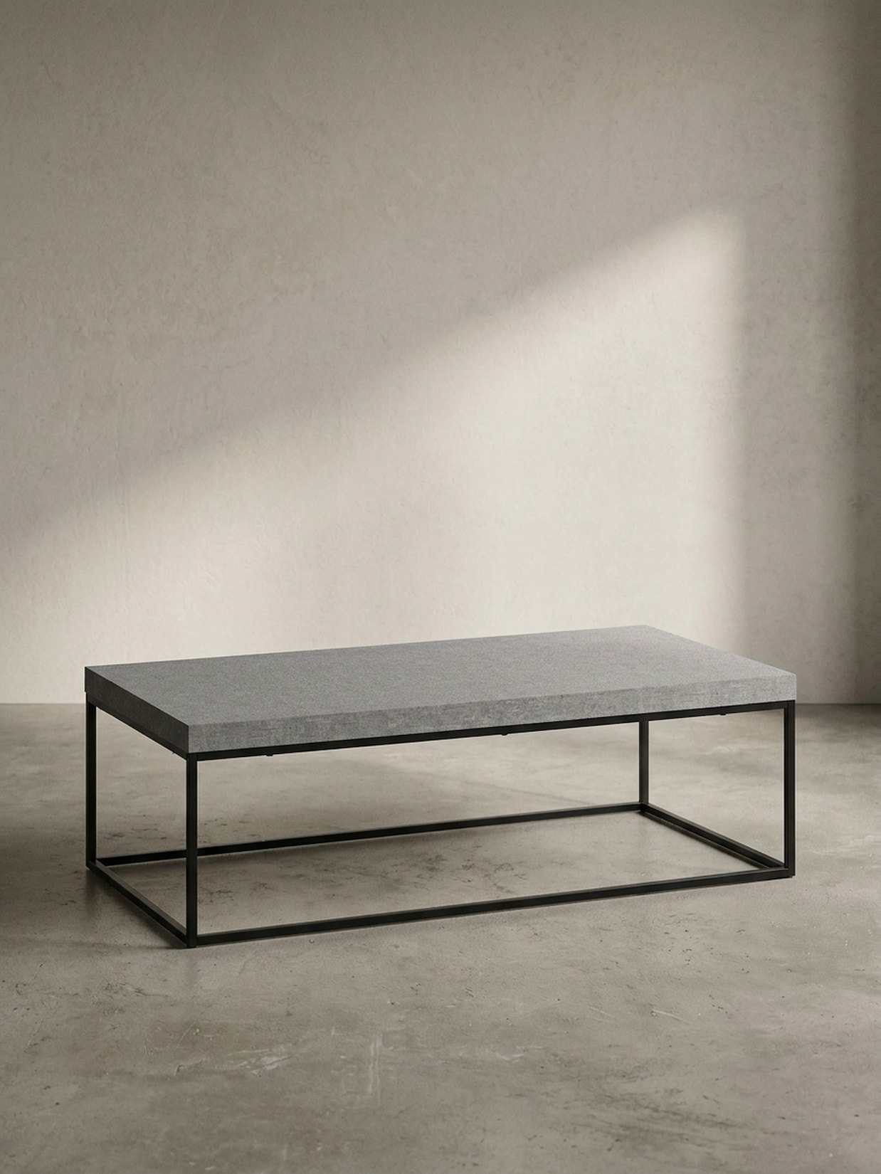 Couchtisch in Stein-Optik mit Metallbeinen, Modernes Design, Rechteckig, Groß, Grau 120x60x38 cm