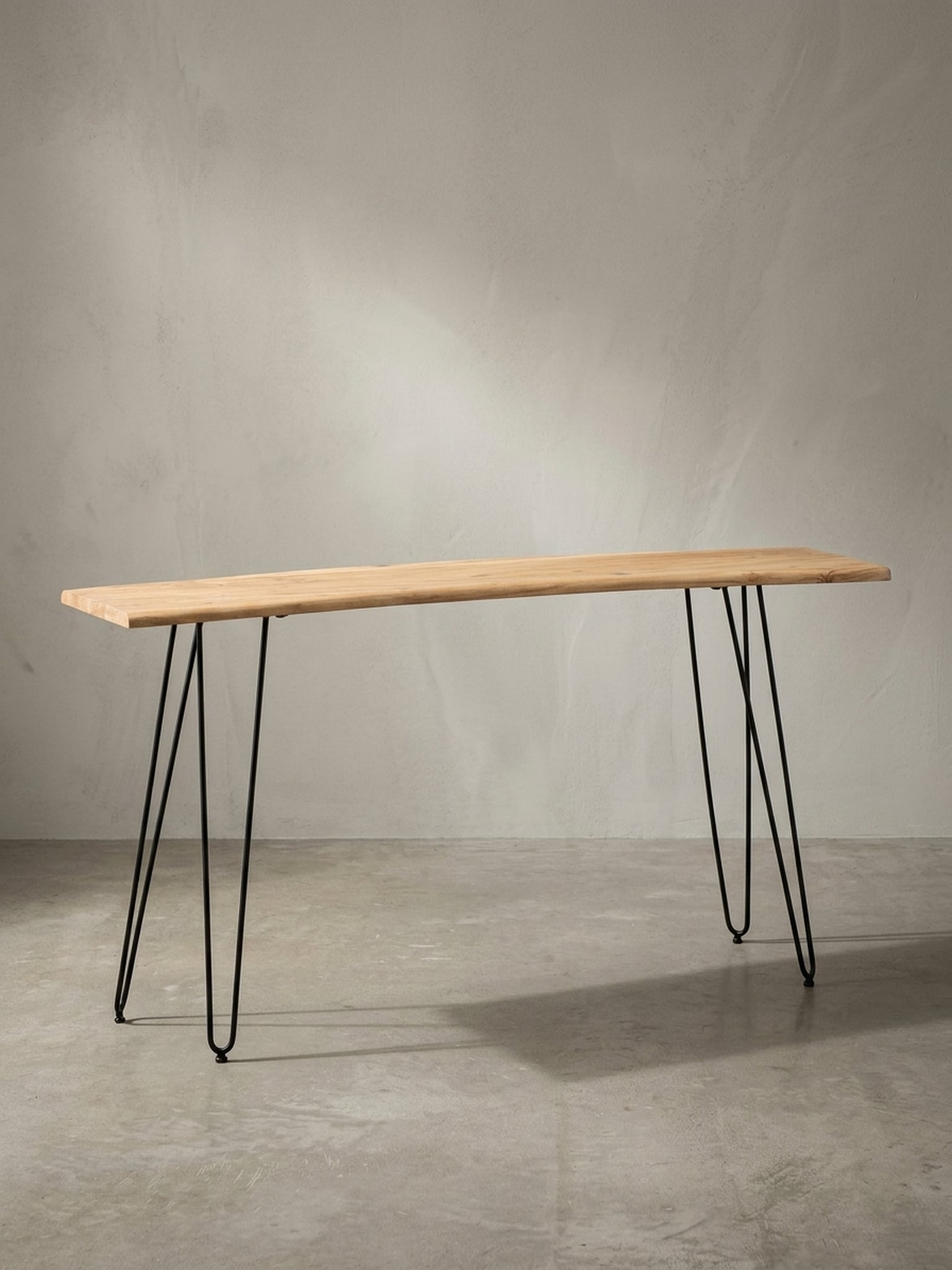 Schreibtisch &ndash; Massivholz/Metall, 150x36x75 cm, Baumkante, Haarnadelbeine 