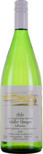 Weinhaus Müller Bornheim Pfalz Müller Thurgau Weißwein halbtrocken 11 % vol. 1 Liter Flasche Anzahl 1 Flasche 