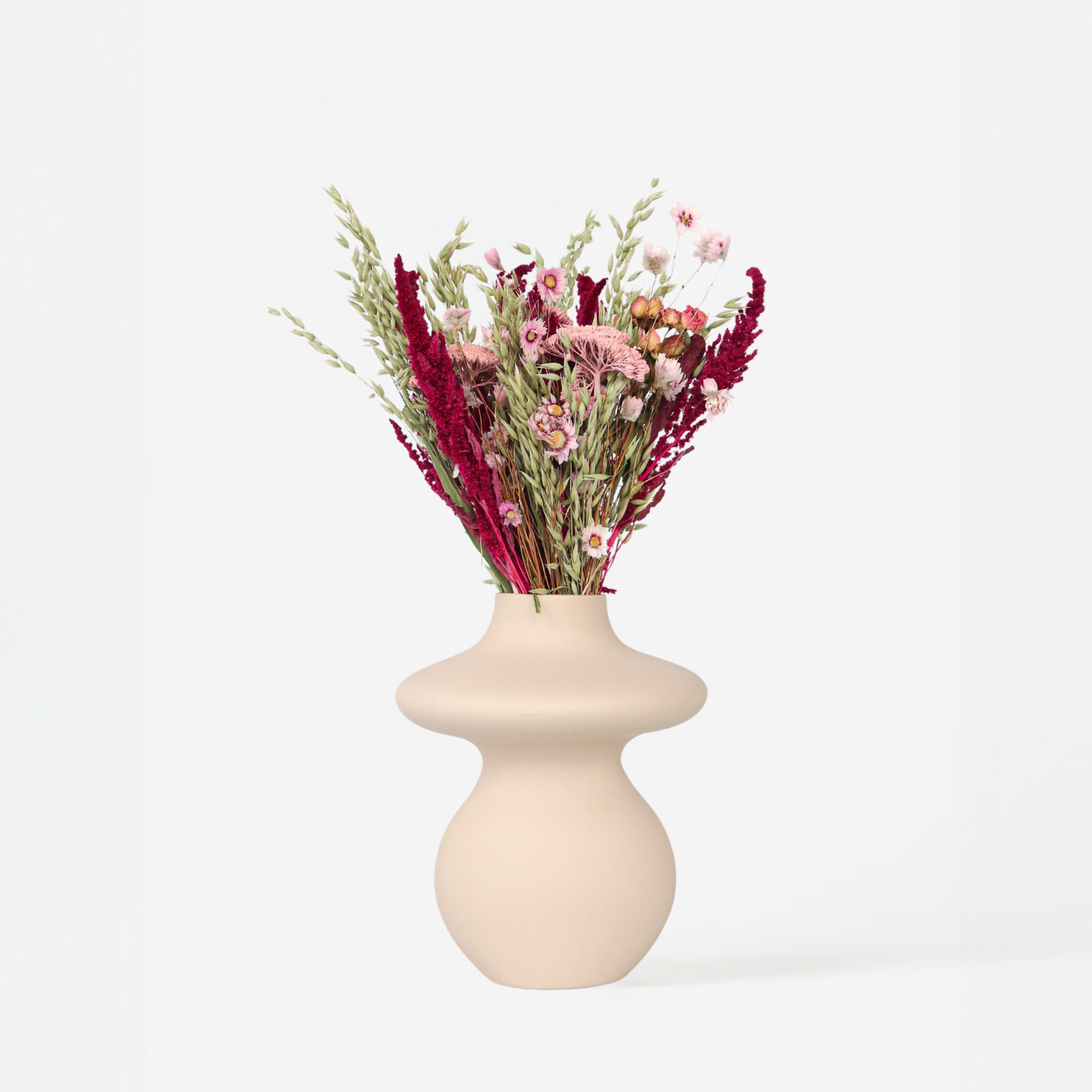 Plant in a Box - Blumenstrau&szlig; 'Trendy Lucky Love' - Getrocknete Blumen - H&ouml;he 55cm 