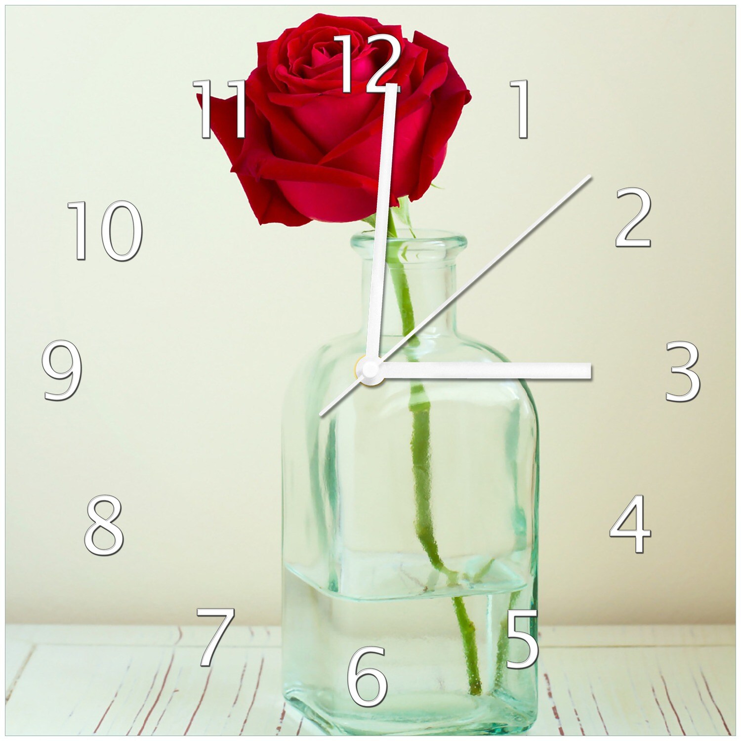 Wallario Uhr 30 x 30 cm, schwarze Zeiger Rote Rose in Glasvase