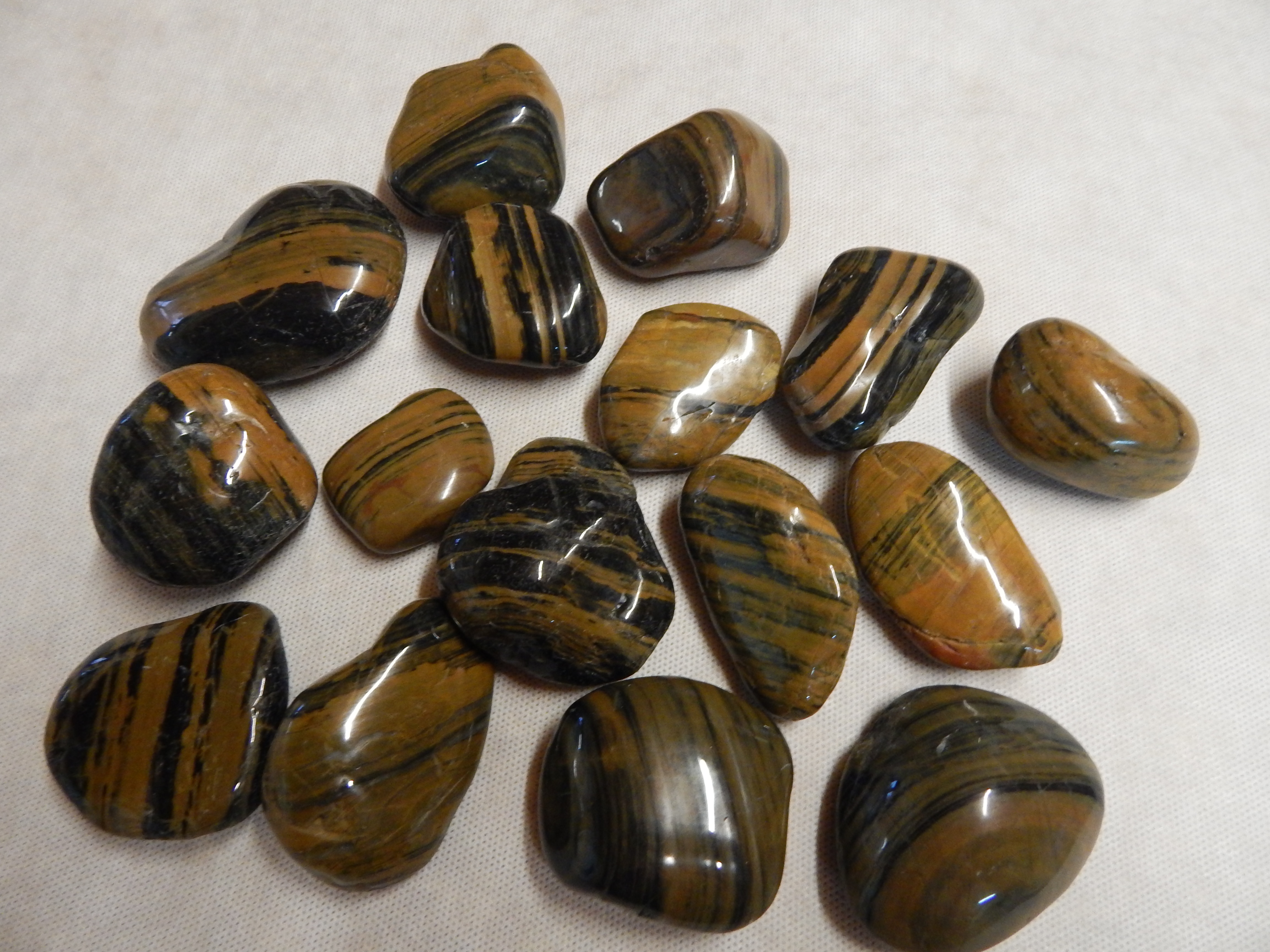 Aquagart 40kg Polierter Kiesel Glanzkies Flusskiesel Kieselsteine Gartenkies Zierkies # 