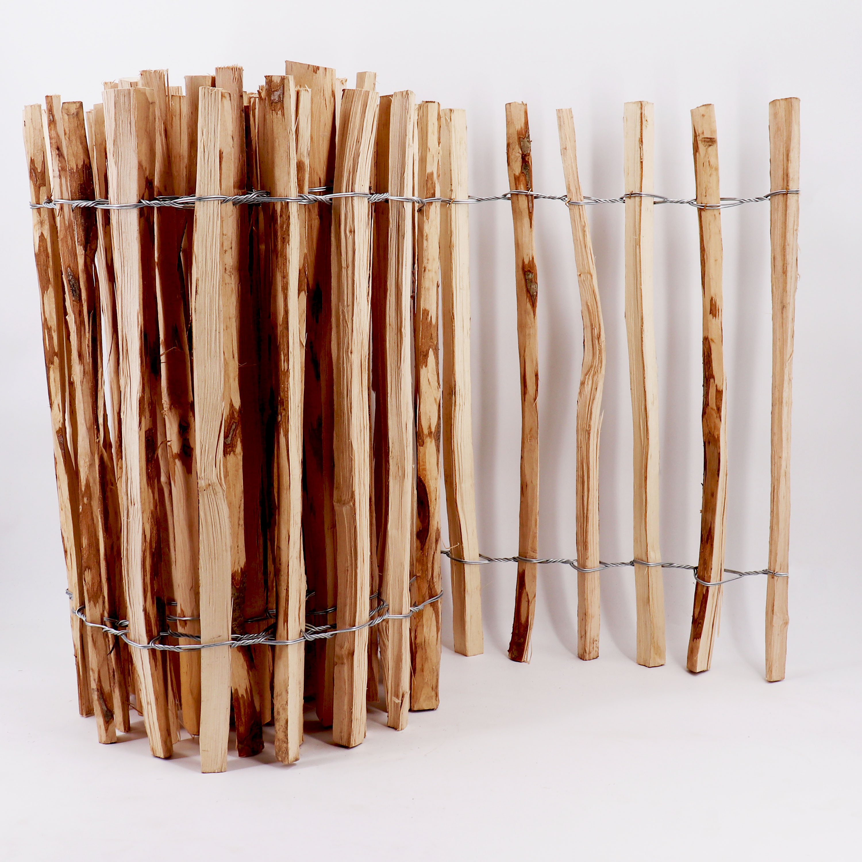 Aquagart 25m Staketenzaun 80cm hoch Lattenabstand 4-6cm Gartenzaun  aus Haselnuss Holzzaun 